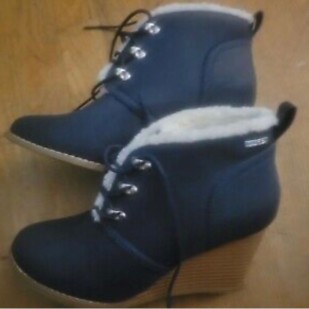 wedge boots